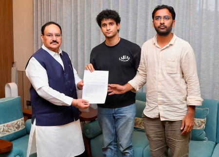 दिल्ली : कॉकरोच जनता पार्टी के प्रतिनिधियों और केंद्रीय मंत्री जेपी नड्डा के बीच दो बार हुई मुलाकात, मांगों पर कोई आश्वासन नहीं