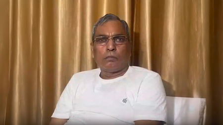 सपा छात्र विंग के नीला पहनने से विचारधारा नहीं बदलती, बहुजनों को दिया धोखा : ओपी राजभर