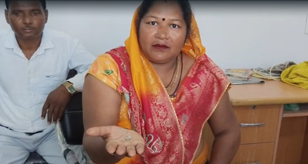 उत्तर प्रदेश: पन्ना की खदान में एक महिला को 10 लाख रुपए की कीमत वाले चार हीरे मिले