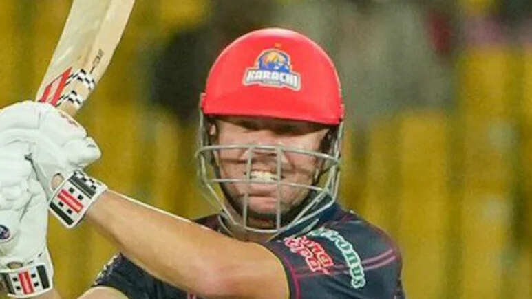 PSL में डेविड वॉर्नर ने उडाया गर्दा, ऐसा रिकॉर्ड बनाकर दुनिया को चौंकाया, बने पहले ऑस्ट्रेलियाई खिलाड़ी