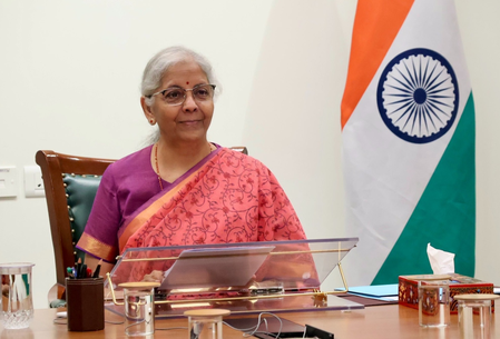 वित्त मंत्री सीतारमण के नेतृत्व वाला प्रतिनिधिमंडल चौथे आईएसएमआर सम्मेलन में भाग लेने के लिए सिंगापुर के लिए हुआ रवाना