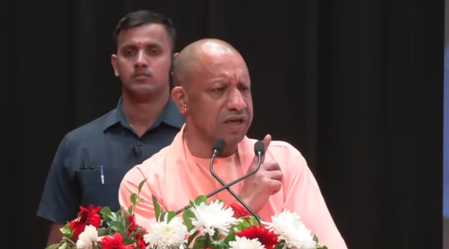 किसानों का पैसा हजम कर गए सपाई, उसी का श्राप ले डूबा : मुख्यमंत्री योगी