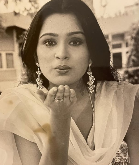 'मैं ऋषि कपूर के साथ रोमांटिक गाना करने से पहले बहुत घबरा गई थी', पद्मिनी कोल्हापुरे ने सुनाया पुराना किस्सा