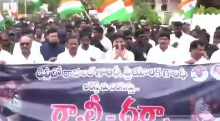 छात्रों की मांग पूरी नहीं हुई तो 'सड़क से संसद' तक की लड़ाई जारी रहेगी: सीएम रेवंत रेड्डी