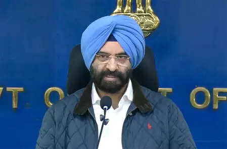 प्रदूषण पर चर्चा से भाग रही है आम आदमी पार्टी: सिरसा