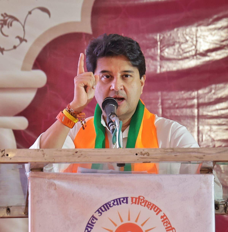 दतिया उपचुनाव में भाजपा के विजय अभियान को देंगे नई गति, 24 जुलाई को दतिया पहुंचेंगे सिंधिया