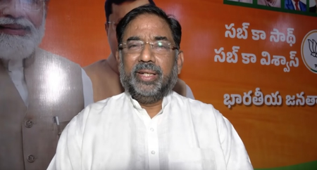 नोएडा हिंसा पर भाजपा का पलटवार, टीआर श्रीनिवास ने अखिलेश यादव के बयान पर उठाए सवाल