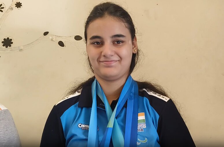 भक्ति शर्मा ने पैरा शूटिंग वर्ल्ड चैंपियनशिप 2026 में जीता ब्रॉन्ज और सिल्वर, पिता बोले- नतीजे मिलने पर कठिनाइयां भूल जाते हैं