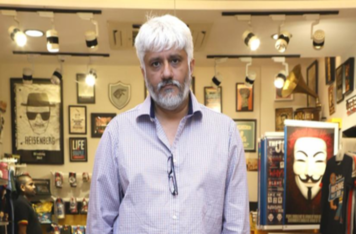 नाना बनने की खुशी में भावुक हुए विक्रम भट्ट, बोले &ndash; 'मुश्किल साल के बीच मिली सबसे बड़ी खुशी'