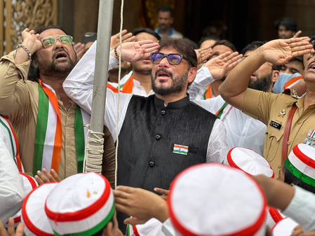 हम सिर्फ अल्लाह की इबादत करते हैं, किसी को 'वंदे मातरम्' गाने के लिए मजबूर नहीं कर सकते : वारिस पठान