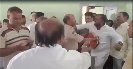 उर्दू पढ़ाने को लेकर शिक्षक से मारपीट, शमा मोहम्मद ने सीएम रेवंत रेड्डी से की कार्रवाई की मांग