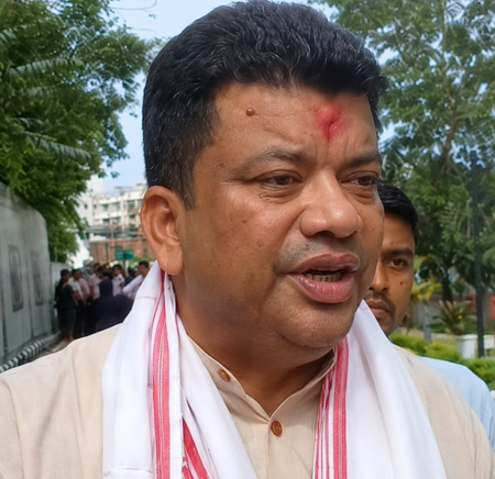 असम में यूसीसी पर सियासत तेज, कांग्रेस विधायक बोले-एक खास समुदाय को कमजोर करना इसका उद्देश्य