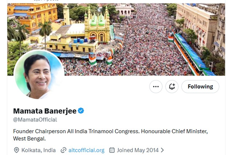 ममता बनर्जी ने नहीं बदली सोशल मीडिया प्रोफाइल, 'मुख्यमंत्री' का टैग अभी तक बरकरार