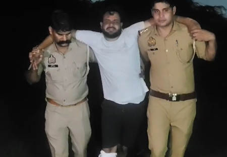 कासगंज में मुठभेड़ के बाद तीन गो तस्कर गिरफ्तार, गाजियाबाद में भी एक बदमाश घायल