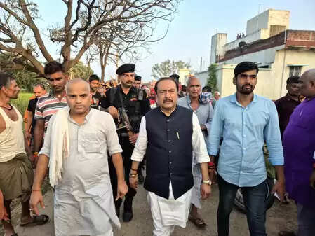 'वाल्मीकि का युग नहीं कि कोई अचानक साधु बन जाए', तेजस्वी पर भाजपा सांसद विवेक ठाकुर का तंज