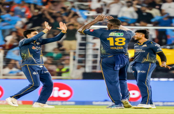 आरआर से हार का हिसाब चुकता करने उतरेगी जीटी, जानें कैसा रहेगा पिच और मौसम का हाल?