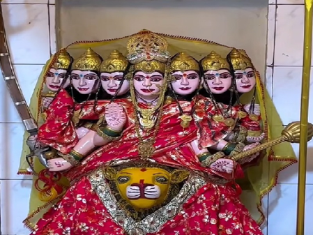 रोजगार और रोग मुक्ति के लिए छत्तीसगढ़ के इस मंदिर में लगती है भक्तों की भीड़, सात रूपों में मां भवानी देती हैं दर्शन