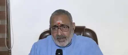 बिहार चुनाव: राजद-कांग्रेस पर बरसे केंद्रीय मंत्री गिरिराज सिंह, बोले- 'महागठबंधन के जुमले फेल'