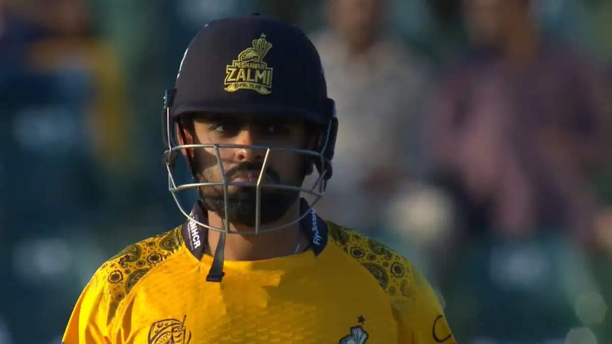 बाबर आजम की टूक टूक बैटिंग, PSL में खेली टेस्ट वाली पारी, खोल उठा फैंस का खून