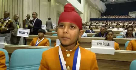 राष्ट्रपति मुर्मू के हाथों राष्ट्रीय बाल पुरस्कार पाकर खुश हुए प्रतिभाशाली बच्चे, बोले- कभी सपने में भी नहीं सोचा था