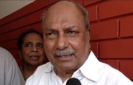 आलाकमान के फैसले का समर्थन, सतीशन को कुछ समय दें : एके एंटनी