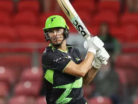 बीबीएल: थंडर्स के खिलाफ 4 विकेट से हार, खिताबी रेस से बाहर होने की कगार पर रेनेगेड्स