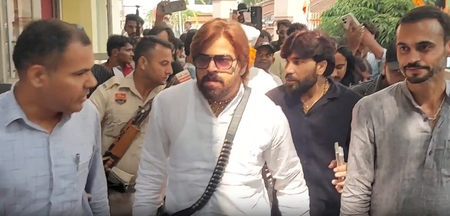 भोले-भाले लोगों को ठगने के लिए डेरों के नाम पर दुकानें चल रही हैं: मासूम शर्मा