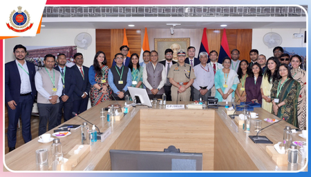 दिल्ली पुलिस आयुक्त ने आईआईएस प्रोबेशनर्स के साथ की चर्चा, डिजिटल युग में नागरिक-केंद्रित पुलिसिंग पर जोर