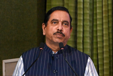 केंद्र सरकार गन्ना किसानों की समस्याओं पर संयुक्त समिति बनाएगी : प्रह्लाद जोशी