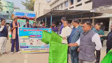 भूकंप सुरक्षा पखवाड़ा: नुक्कड़ नाटक के जरिए लोगों को किया जागरूक