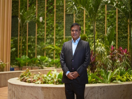 गुवाहाटी हवाई अड्डे का नया टर्मिनल विमानन क्षेत्र में एक महत्वपूर्ण उपलब्धि है: हिमंत बिस्वा सरमा