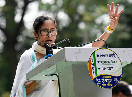 तृणमूल के चुनाव चिह्न पर संकट और बंगाल उपचुनाव के नतीजे तय करेंगे ममता बनर्जी का सियासी भविष्य