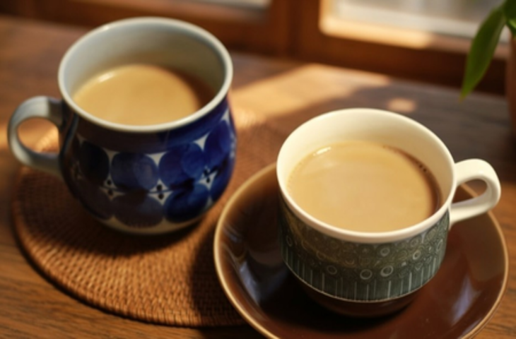 खाना खाने के बाद चाय पीने से पाचन पर पड़ सकता है असर, बढ़ता है स्ट्रेस और ब्लड प्रेशर