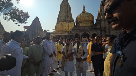 भाजपा के राष्ट्रीय अध्यक्ष नितिन नवीन ने किया बाबा विश्वनाथ का दर्शन, पदाधिकारियों के साथ करेंगे आठ बैठकें