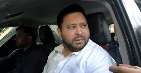 तेजस्वी यादव ने सीईसी ज्ञानेश कुमार से पद छोड़ने की मांग की, चुनाव प्रक्रिया पर उठाए सवाल