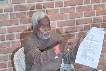 झारखंड: पूर्व सीएम चंपई सोरेन ने पेसा नियमावली को बताया आदिवासी समाज से धोखा, कांग्रेस बोली- बेबुनियाद प्रलाप