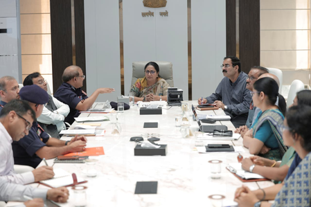 दिल्ली आपदा के समय तेजी से बचाव कार्य के लिए अपनी एसडीआरएफ बनाएगी: सीएम रेखा गुप्ता