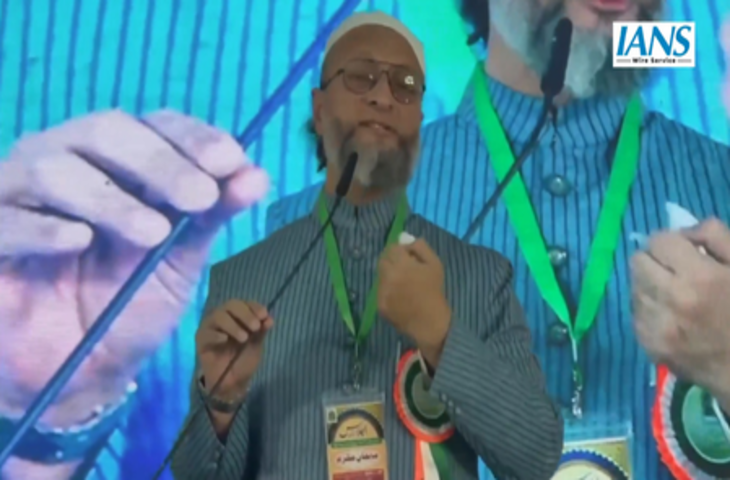 पाकिस्तान भारत से आधी सदी पीछे : ओवैसी