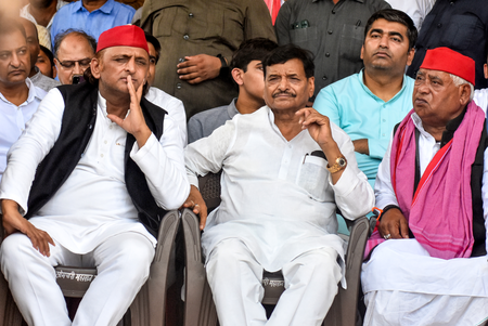 शिवपाल का छलका 'भतीजा प्रेम', कहा- अखिलेश जैसी आधुनिक सोच किसी के पास नहीं