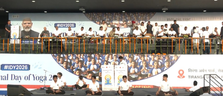 अंतरराष्ट्रीय योग दिवस पर चंडीगढ़, हरियाणा और पंजाब में हजारों लोगों ने किया योगाभ्यास