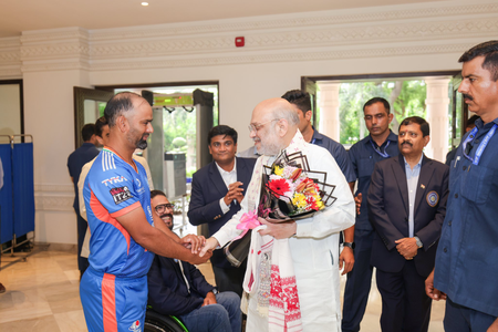 'आपका दृढ़ संकल्प युवाओं को प्रेरित करता है,' गृह मंत्री अमित शाह ने बढ़ाया दिव्यांग क्रिकेट टीम का हौसला