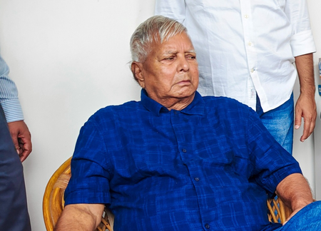 लालू यादव ने 19 अगस्त के लोकभवन मार्च में शामिल होने की अपील की, छात्र-युवा के मुद्दों पर सरकार को घेरा
