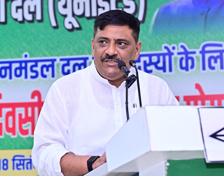 दिल्ली चलने की बात कर रही कांग्रेस को मिला 'पटना छोड़ो' और 'कर्नाटक छोड़ो' का संदेश : संजय झा