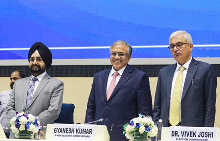 17.4 करोड़ मतदाता, 824 विधानसभा क्षेत्र, 2.19 लाख पोलिंग बूथ और 25 लाख कर्मी चुनाव प्रक्रिया में शामिल