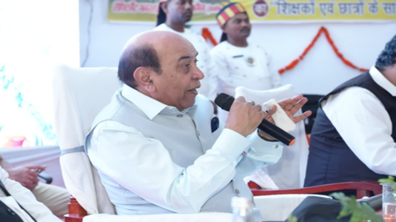 वीर कुंवर सिंह विश्वविद्यालय में राज्यपाल का संवाद, उच्च शिक्षा सुधार और छात्रों के सुझावों पर दिया जोर