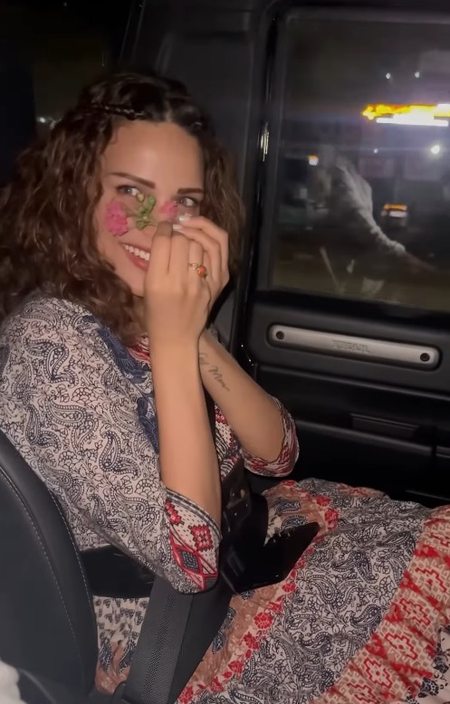 अभिनेत्री हिमांशी को मिली जान से मारने की धमकी, 10 करोड़ रंगदारी की मांग