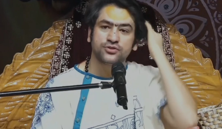 कैप्टन स्मित को हनुमान चालीसा से मिला आत्मविश्वास, बचाई 100 से ज्यादा लोगों की जान: धीरेंद्र कृष्ण शास्त्री