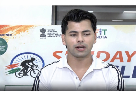 बेहतर इंसान बनने के लिए किस चीज का नशा होन चाहिए, टीवी एक्टर सिद्धार्थ निगम ने यूथ को दिया संदेश