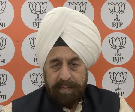 भाजपा का ममता बनर्जी पर तीखा हमला, आरपी सिंह बोले- 'भवानीपुर से हार तय, हताशा में उठाए कदम'