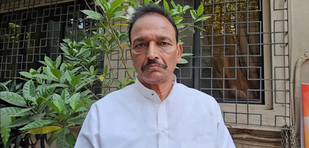 आदिवासी छात्र अपने हक के लिए आए, पुलिस का रवैया गलत था: कांग्रेस नेता भाई जगताप